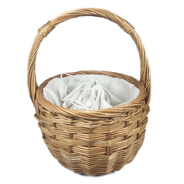 Natural wicker basket bag