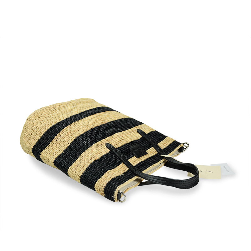 stripe raffia crocheted shoulder bag