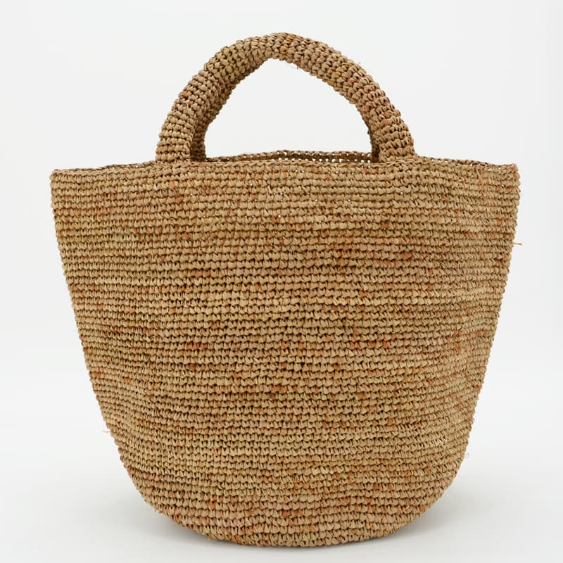 woven raffia bucket bag 