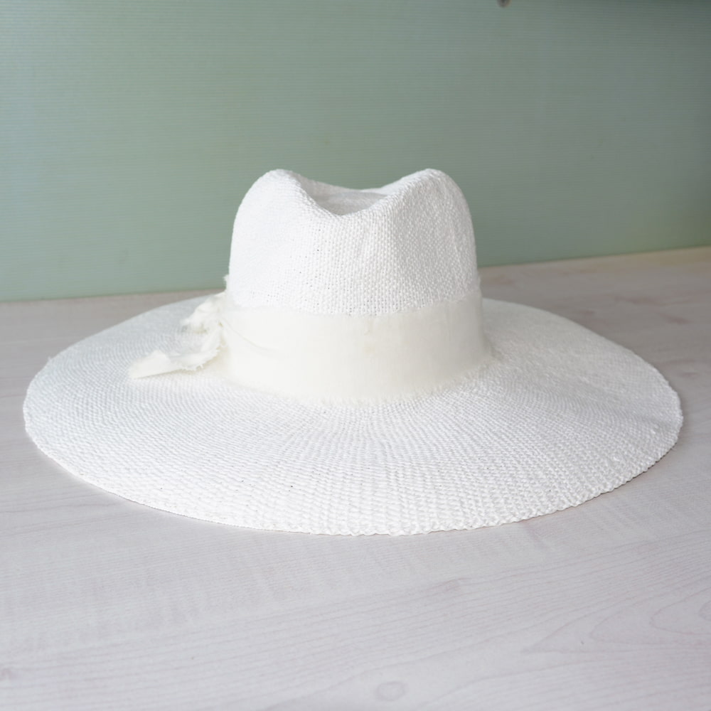 Wide Brim White Toyo Straw Hat