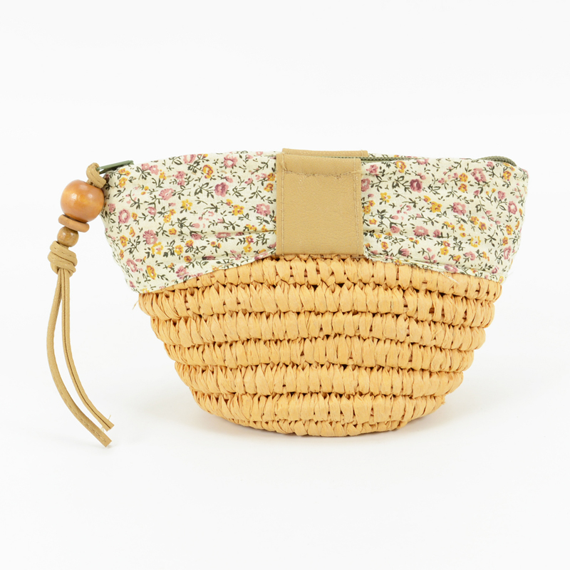 Mini Straw Clutch