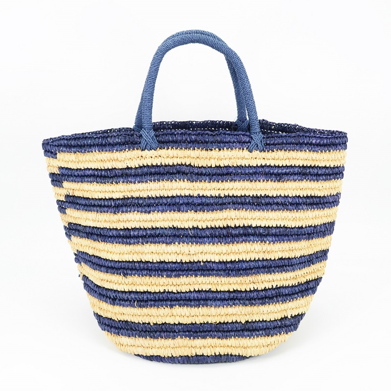 Striped straw raffia basket bag without lining