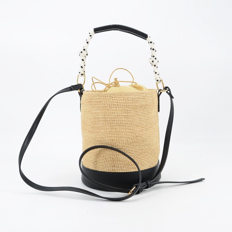 Base raffia bucket bag